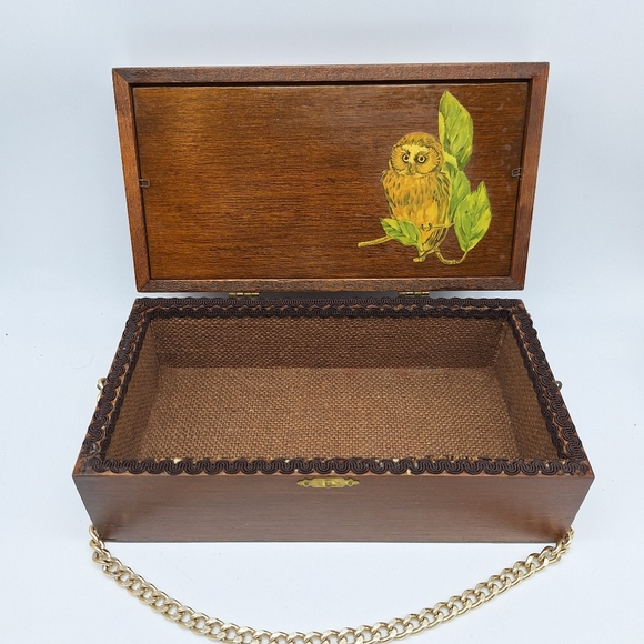 Vintage‎ Wood Box with Realistic Owl Behind Glass - Picture 4 of 7